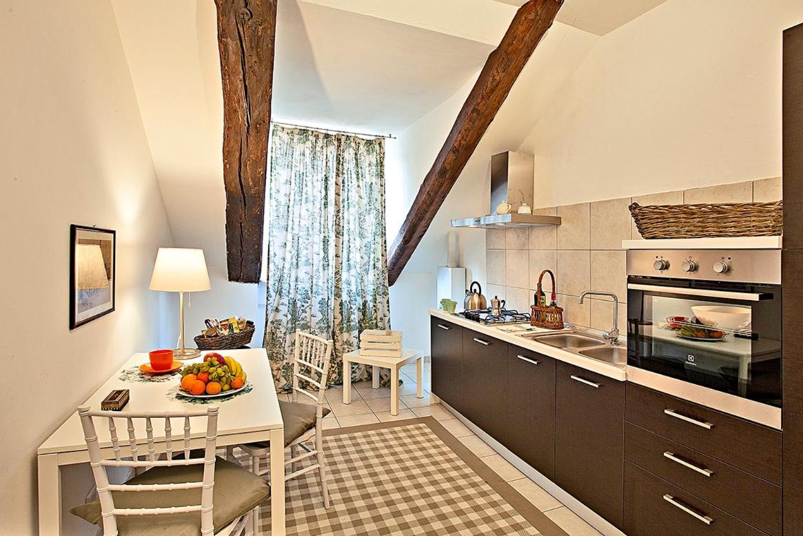 Apartamento Golden Eagle Turín Exterior foto